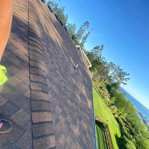 Meet your Posher, Gio